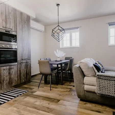La88 Bayview Apartment II Слима Экстерьер фото